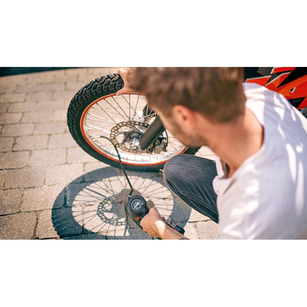 Bosch Home and Garden - Pompe à air/compresseur d'air - UniversalPump 18V (sans Batterie, système 18V, pour Les pneus de Voiture, de Moto et de vélo, 150 PSI, 10,3 Bars, Emballage en Carton) : Commerce, Industrie et Science