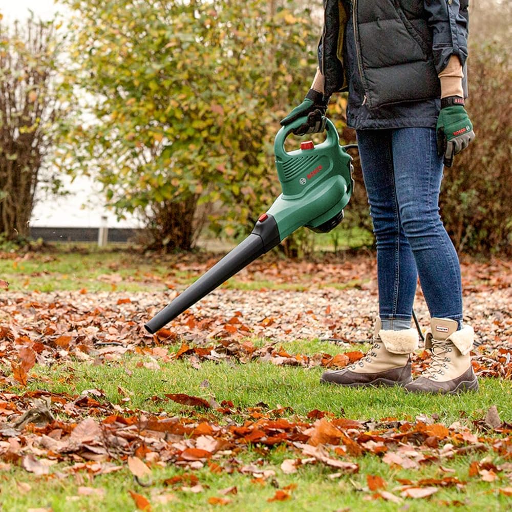 Bosch Aspirateur souffleur broyeur UniversalGardenTidy