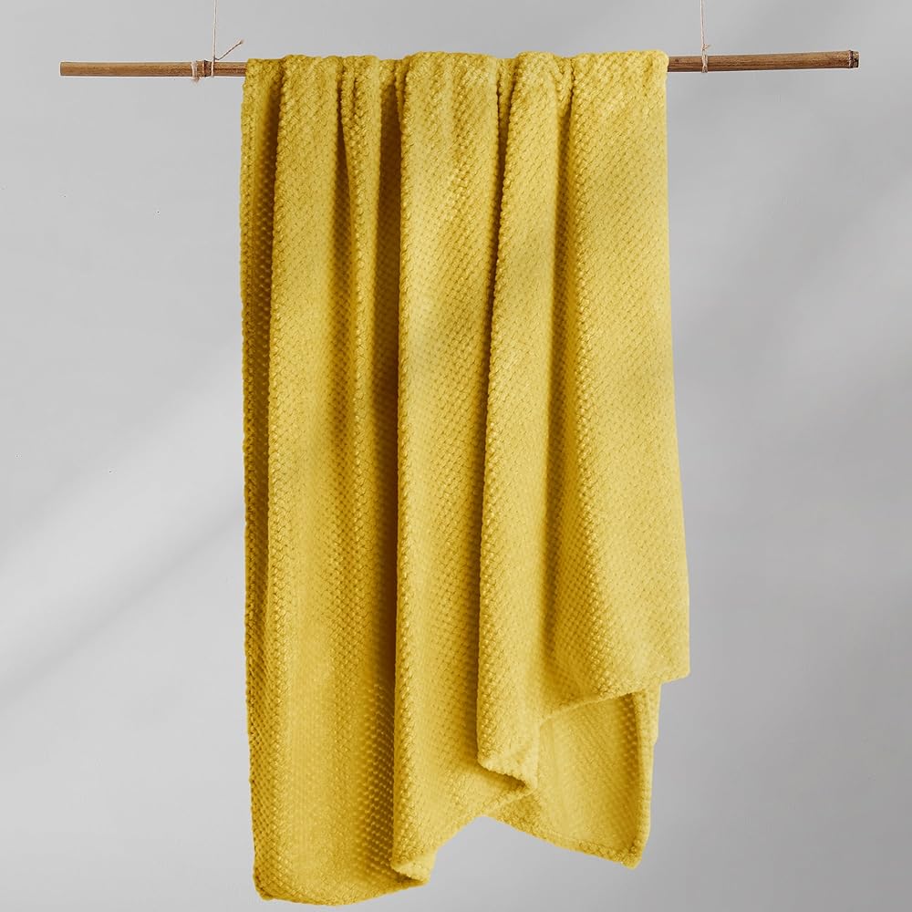 DecoKing Henry Couverture Douillette 170 x 210 cm en Microfibre Jaune Moutarde Couvre-lit Couvre-lit Polaire Doux et Douillet Style scandinave Jaune : Cuisine et Maison