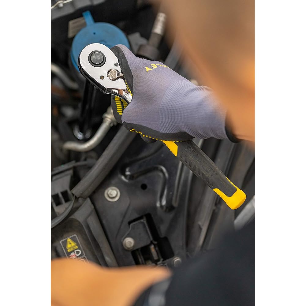 Stanley STMT82831-1 Coffret De Douilles ¼’’ + ½’’ + Cliquet 72 Dents 1/4" + Cliquet 72Dents 1/2" - Coffret Compact Et Résistant Avec Attaches Métal - Jeu De 72 Pièces : Bricolage