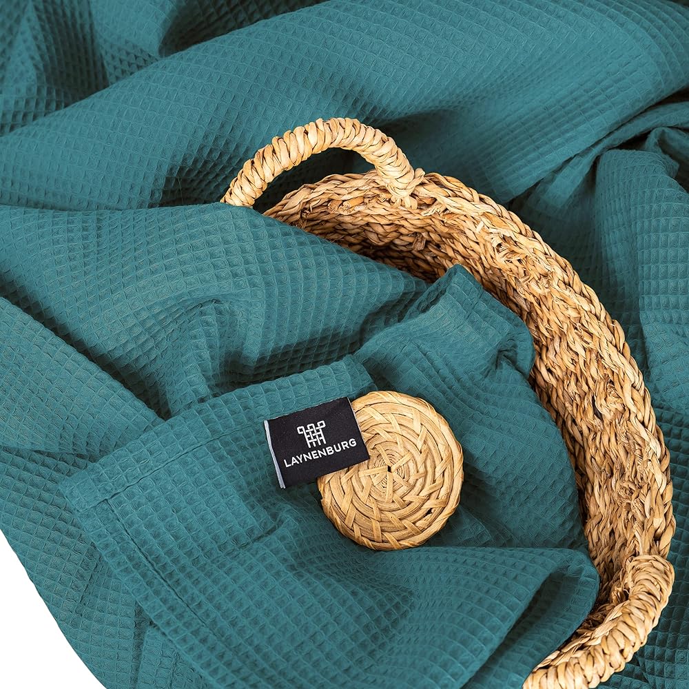 LAYNENBURG Couvre-lit 240 x 260 cm XXL - Piqué gaufré 100% Coton - Couverture légère pour l'été - Couverture en Coton pour Le lit, Le canapé - Couverture aérée pour Le canapé (Pétrole) : Cuisine et Maison