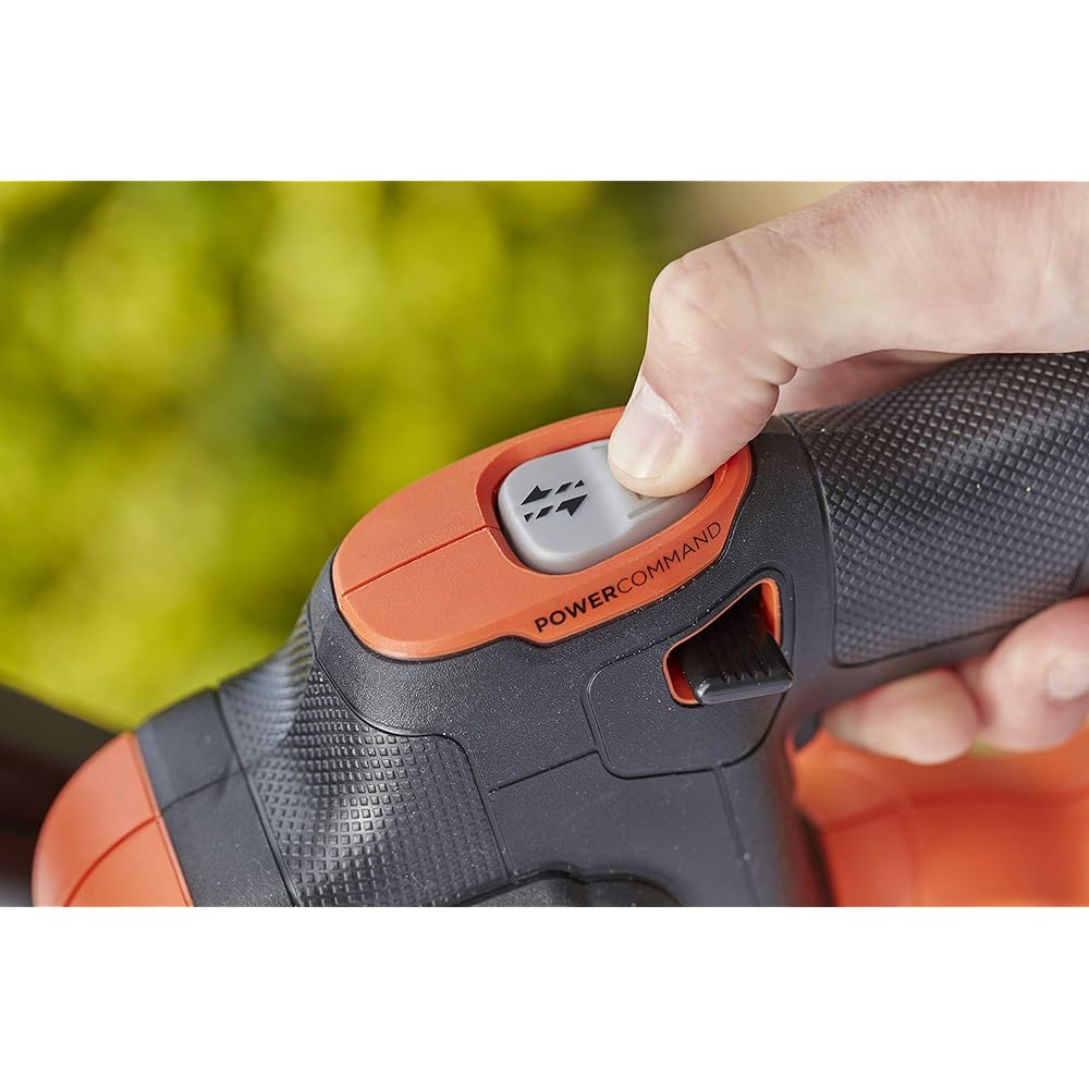 BLACK+DECKER - Taille-Haies sans fil - batterie lithium 36 V - léger et compact - 55 cm - embout lame de scie - livré sans Batterie - BCHTS36B-XJ : Jardin
