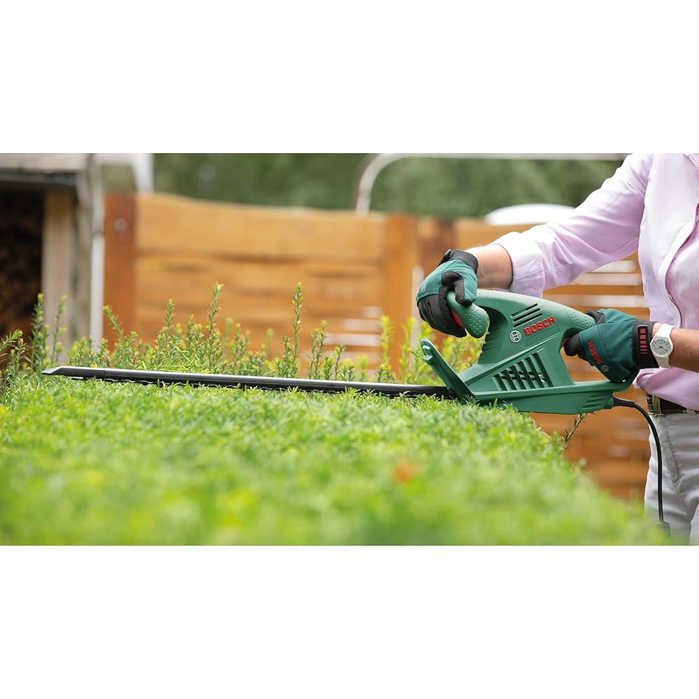 Bosch Taille-Haies électrique Bosch - EasyHedgeCut 55 (450 W, Lames de 55 cm, dans Un Emballage en Carton) : Jardin