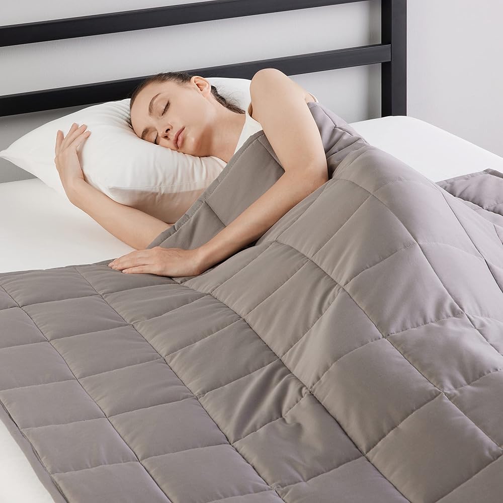 Amazon Basics Couverture lestée en coton pleine ou queen-size toutes saisons 9 kg avec 10 boucles intégrées, 152 cm x 203 cm, gris foncé : Cuisine et Maison