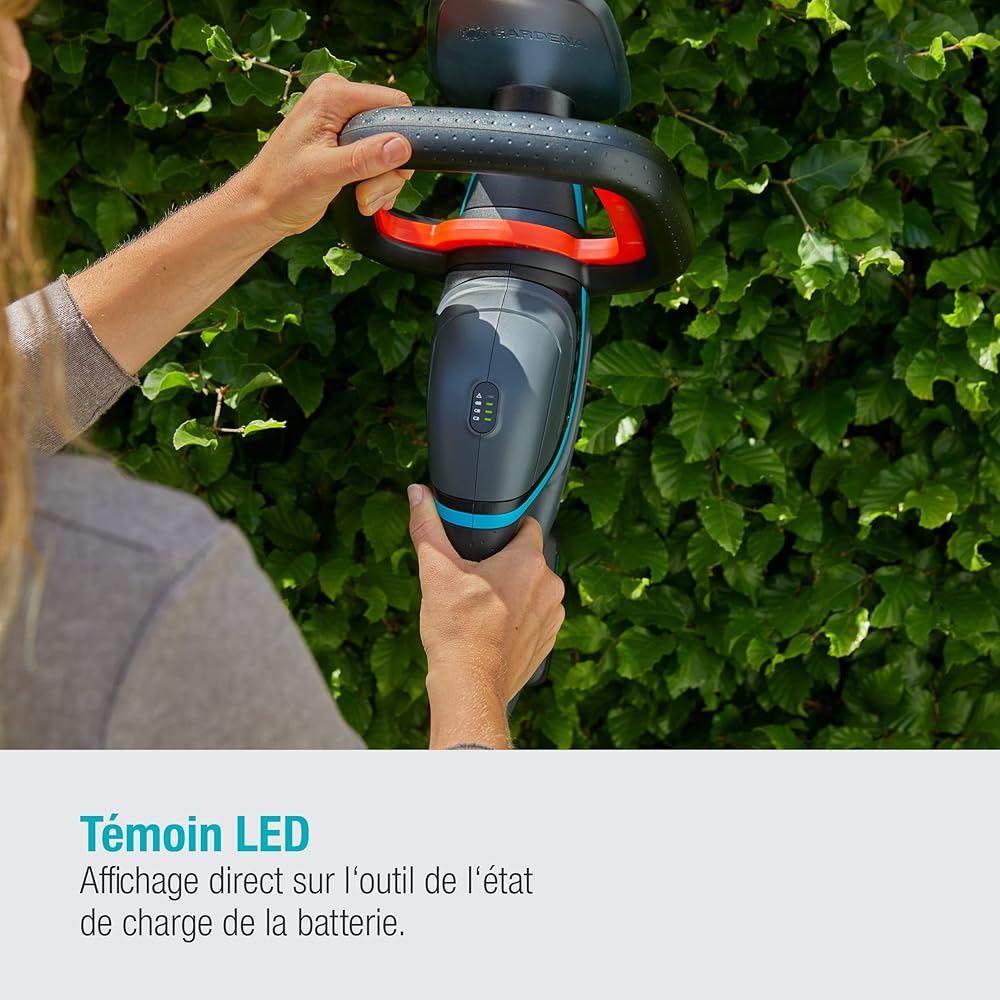 Set taille-haies sans fil ComfortCut 60 18 V P4A Gardena, i : taille-haies ac poignée ergon.; butée d’arrêt, faible poids pr meilleure manipulation, ac batterie 18 V P4A (14731-20) : Jardin