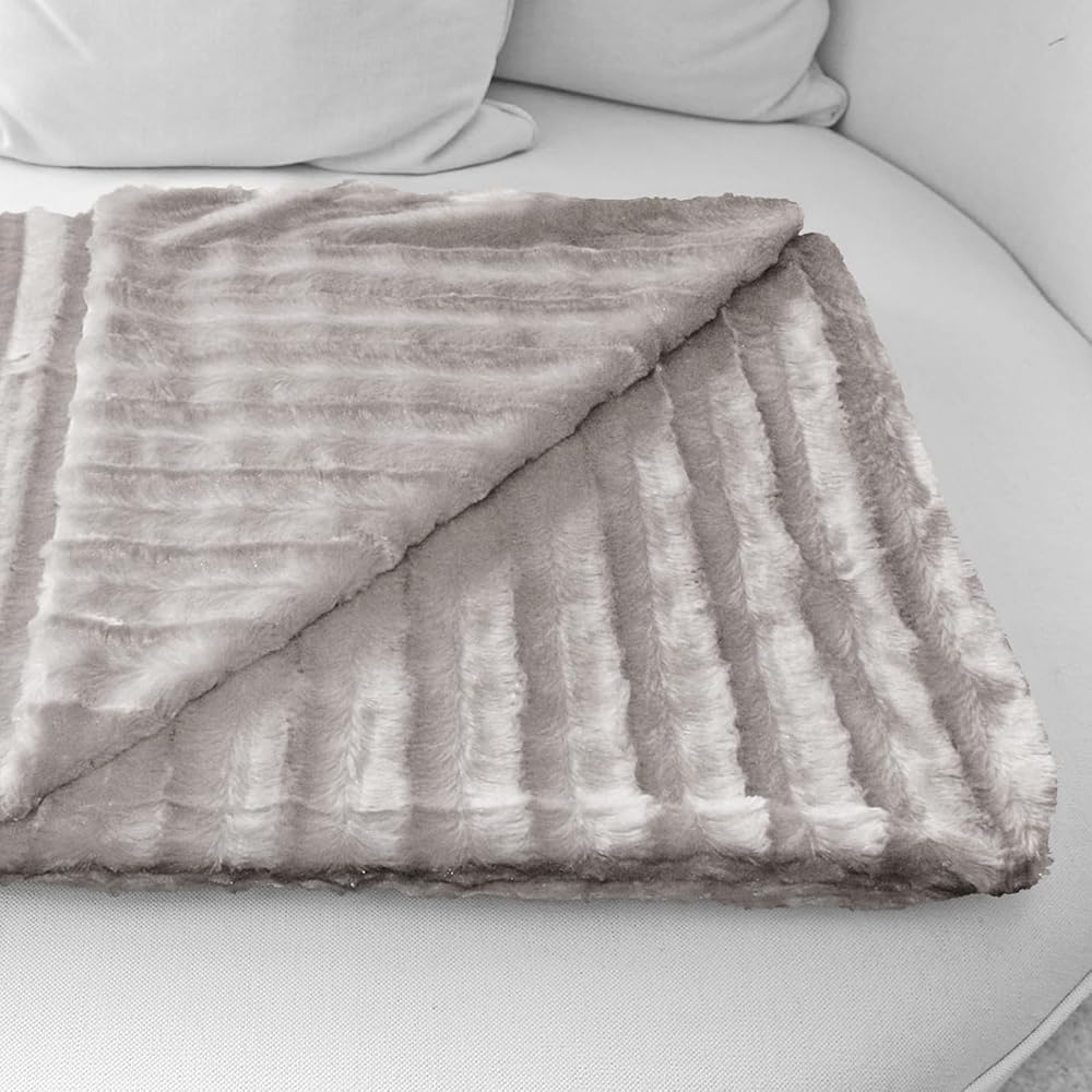 Brandsseller Couverture Double Face Plaid Imitation Fourrure Doux et Chaud - 220 x 240 cm - Taupe/Gris : Cuisine et Maison