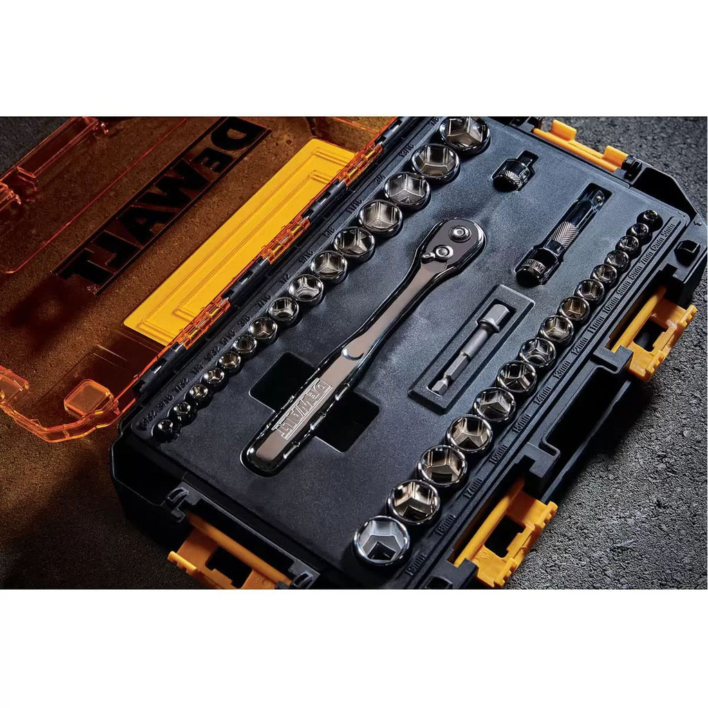 DEWALT® DWMT45034 Lot de 34 douilles d'entraînement 1/4" et 3/8" : Bricolage