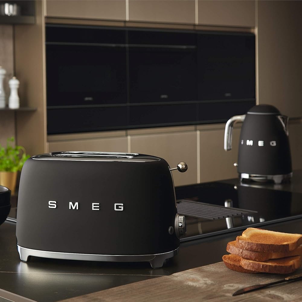 Smeg Grille-pain 2 Tranches TSF01BLMEU Noir Mat