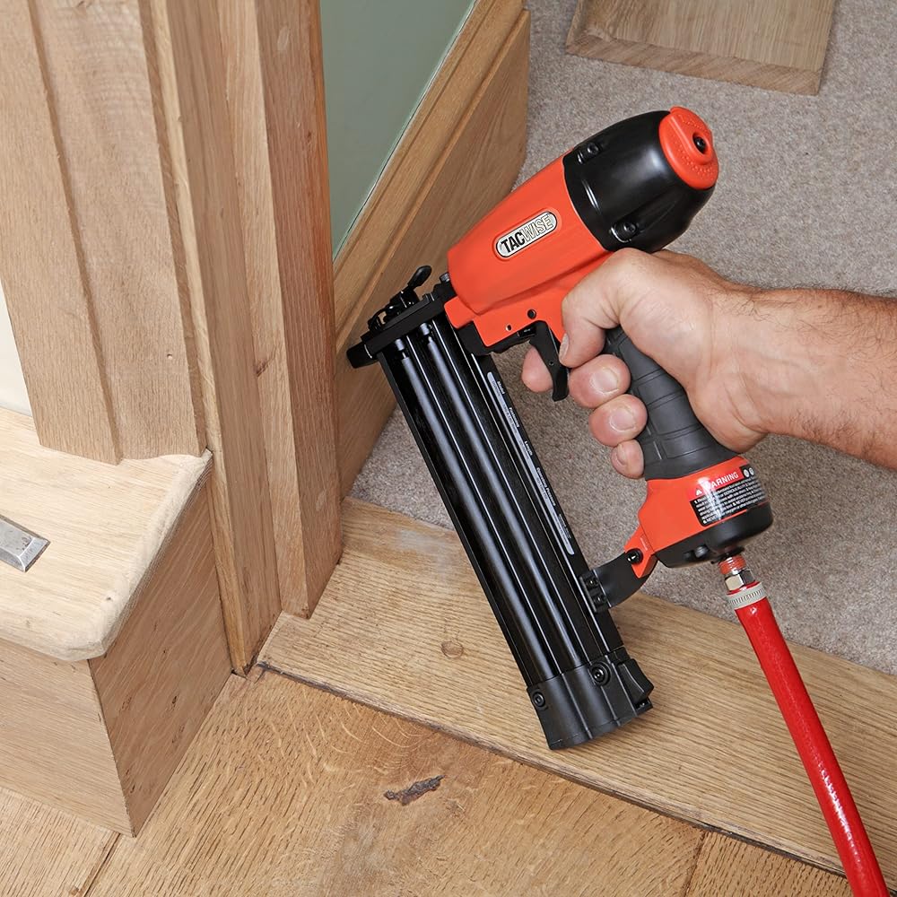 Tacwise DGN50V Cloueuse Pneumatique pour Clous Brad, Utilise les Clous de Type 180 (18G) de 20 - 50 mm : Bricolage