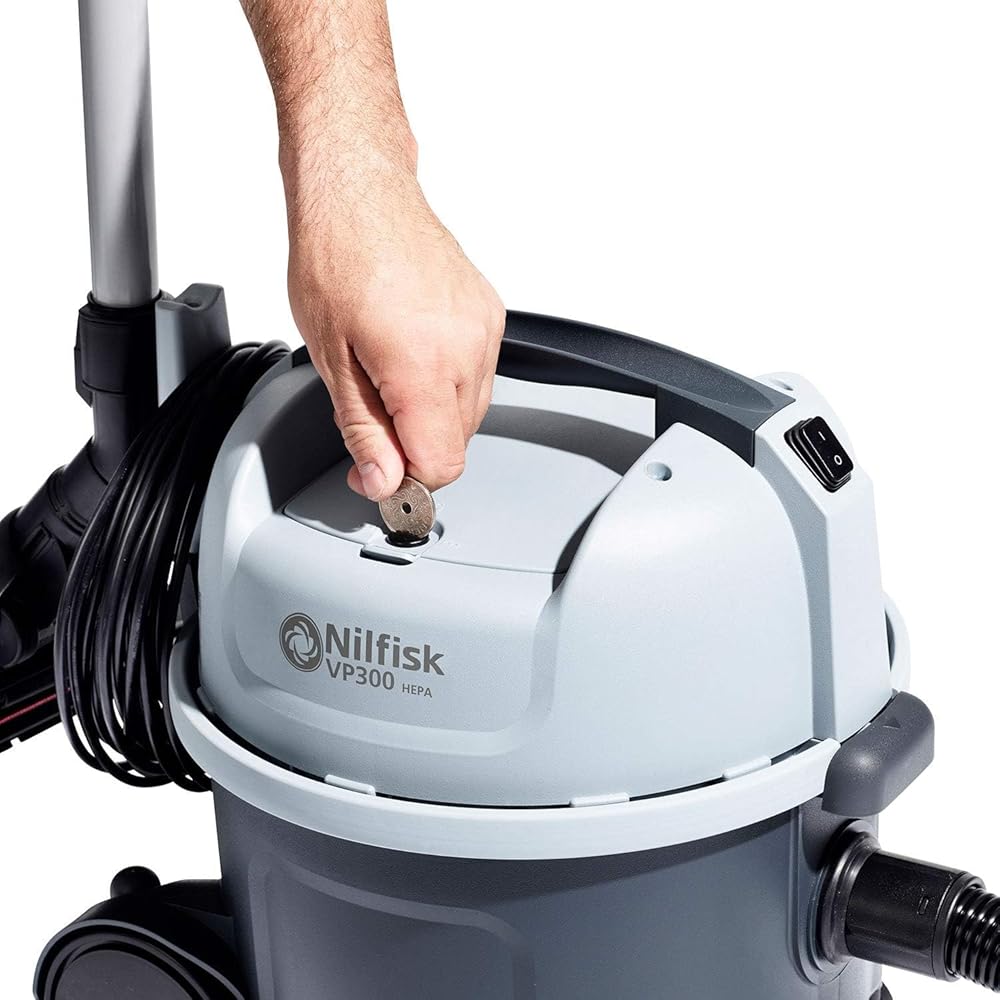 Nilfisk Aspirateur professionnel VP300 HEPA 800W