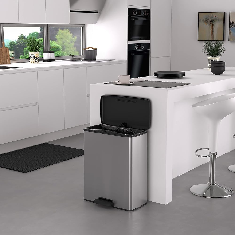 CURVER Poubelle Deco Rectangle 65L, Gris Métallisé, pour Cuisine, Buanderie, Garage, 486x284x615 mm, PP 100% recyclé, packaging renforcé : Cuisine et Maison