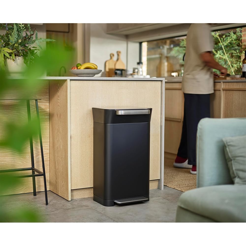 Joseph Joseph Titan Compacteur de Déchets 30L Noir