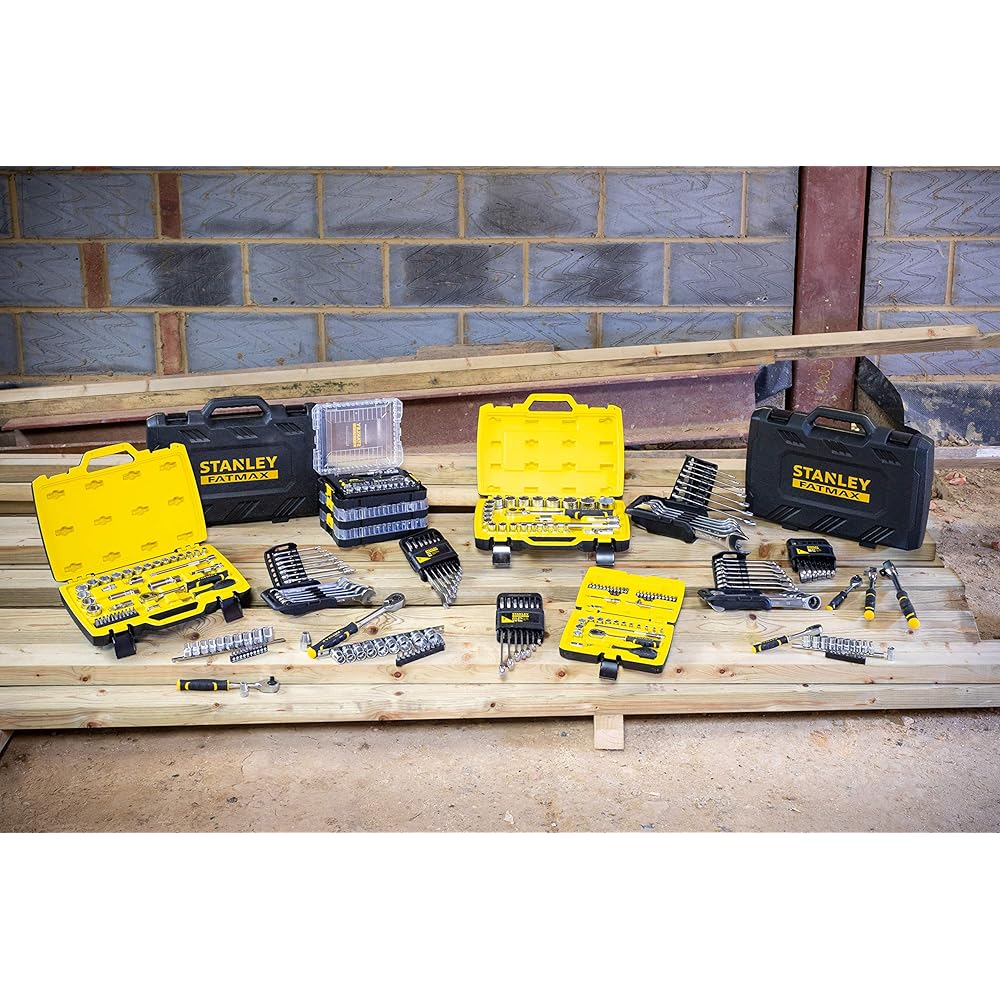 Stanley STMT82831-1 Coffret De Douilles ¼’’ + ½’’ + Cliquet 72 Dents 1/4" + Cliquet 72Dents 1/2" - Coffret Compact Et Résistant Avec Attaches Métal - Jeu De 72 Pièces : Bricolage