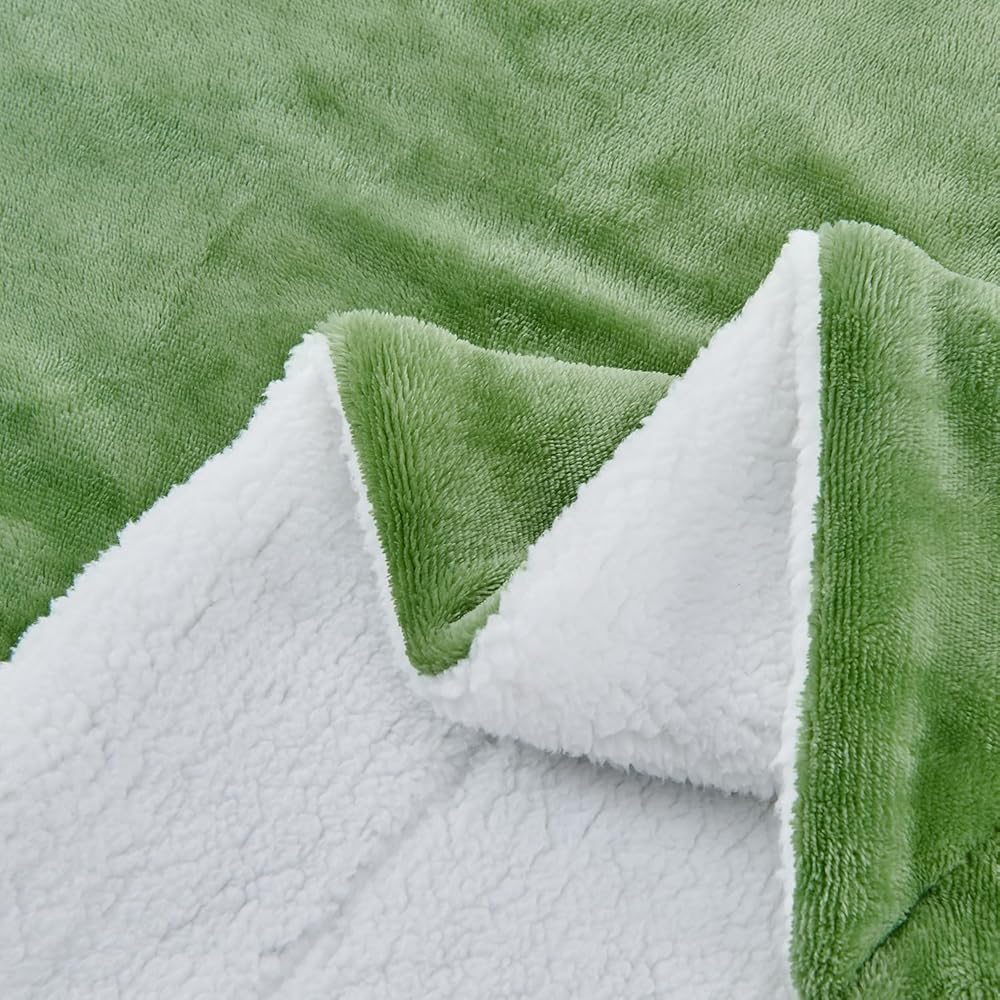 SOCHOW Sherpa Plaid Couverture Polaire Vert Sauge 220 x 240 cm, Couverture Double Face Super Douce Luxurieuse Couverture en Peluche : Cuisine et Maison