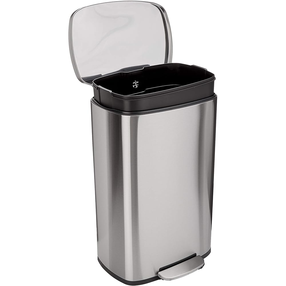 Amazon Basics Poubelle rectangulaire à fermeture douce, 50 l (13.2 Gallons), nickel satiné : Cuisine et Maison
