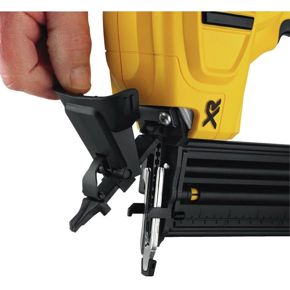 DeWalt Dcn680 N Brushless XR Calibre 18 BRAD Cloueuse 18 Volt unité Bare Argenté XS : Bricolage