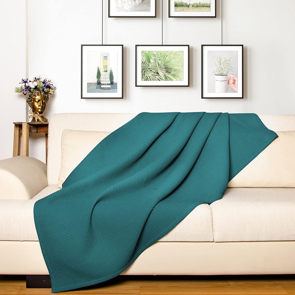 LAYNENBURG Couvre-lit 240 x 260 cm XXL - Piqué gaufré 100% Coton - Couverture légère pour l'été - Couverture en Coton pour Le lit, Le canapé - Couverture aérée pour Le canapé (Pétrole) : Cuisine et Maison