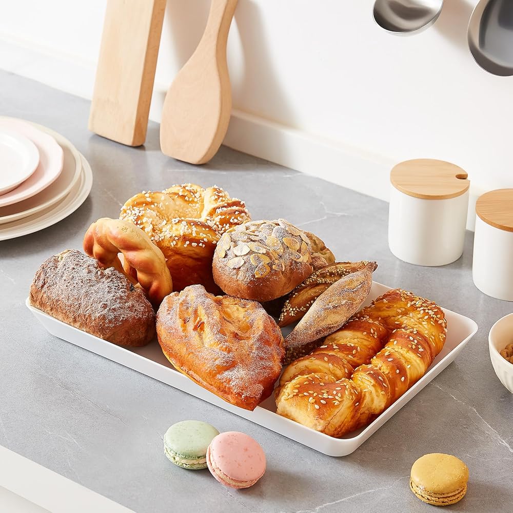 Lifewit Lot de 10 plateaux de service en plastique pour fête, 38,1 x 25,4 cm pour servir des aliments, des biscuits - Blanc : Cuisine et Maison