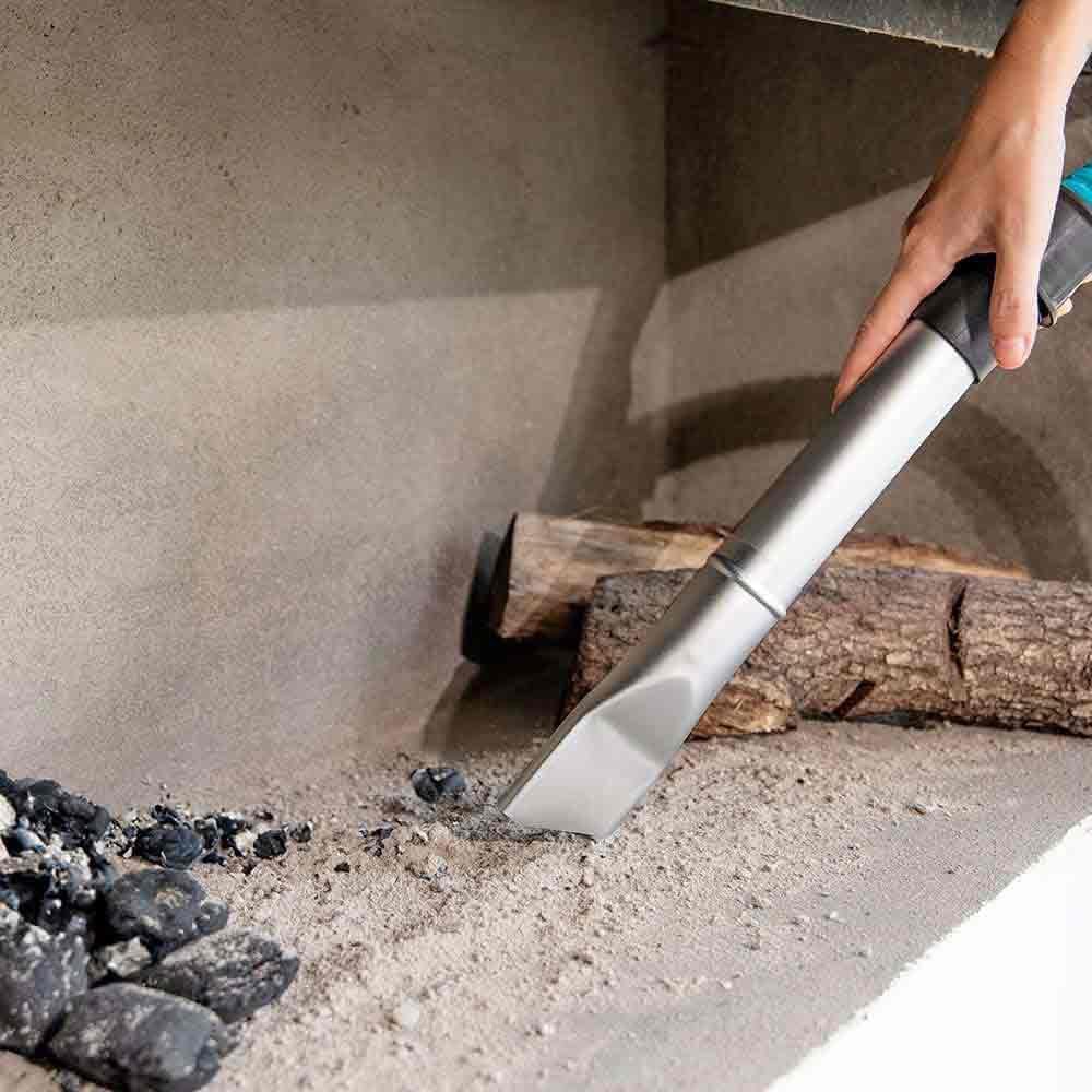 Cecotec Aspirateur à Cendres de 15 litres Conga Ash 7000 Liberty. 120W de Puissance, Grande Autonomie grâce à sa Batterie 18V, Filtre avec Maille métallique, Finitions en Acier Inoxydable : Cuisine et Maison