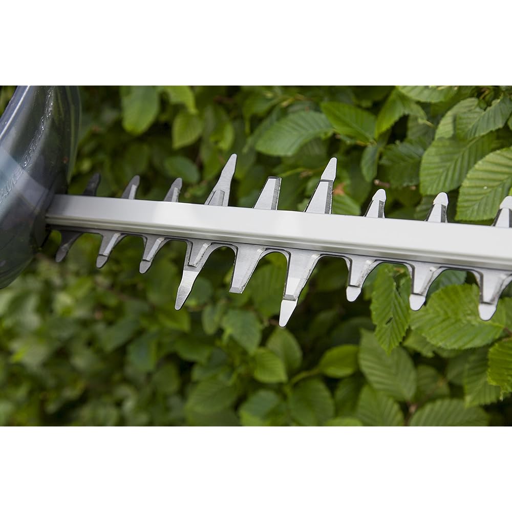 Taille-haies électrique PowerCut 700/65 de Gardena : taille-haies avec moteur de 700 W, 65 cm de longueur de lame, écartement des dents de 27 mm, poignée ergonomique et butée de protection (9835-20) : Jardin