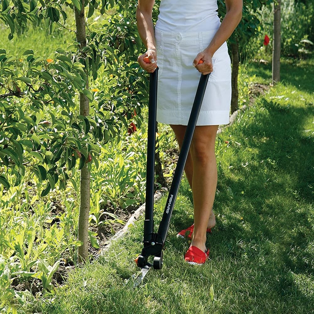 Fiskars Cisaille à Levier multifonctions pour haies & gazon, Portée max.: 2,5 m, Noir/Orange, PowerLever, GS53, 1001565 : Jardin
