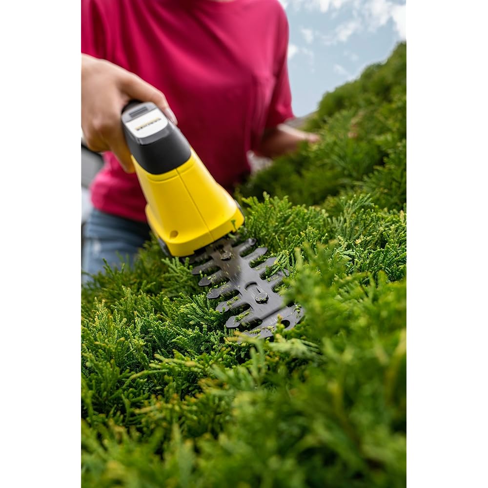 Kärcher Cisaille pour herbe et arbustes à batterie GSH 2 Plus, fonction 2 en 1 lame pour herbe 8 cm et lame pour arbustes 11 cm, puissance maximale 450-650 m, utilisable avec batterie exclue : Jardin
