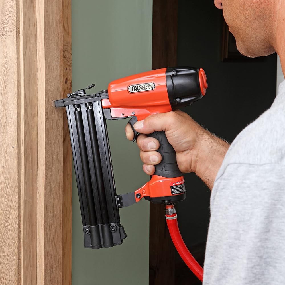 Tacwise DGN50V Cloueuse Pneumatique pour Clous Brad, Utilise les Clous de Type 180 (18G) de 20 - 50 mm : Bricolage