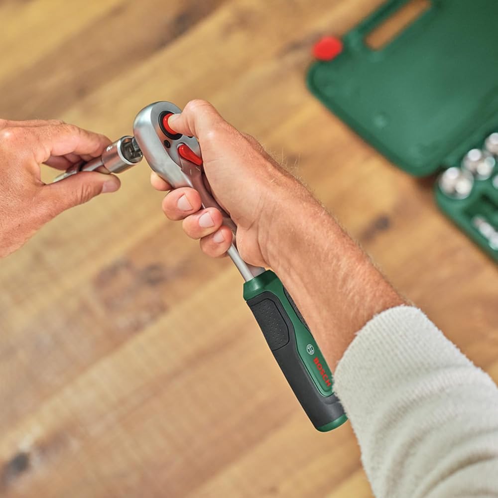 Bosch Set 25 clés à cliquet 1/2" (cliquet puissant 1/2" pour bricolage ; couple jusq. 768 Nm ; bouton verrouill; inverseur ; manche courbé ; Softgrip ; coffret transport) : Bricolage